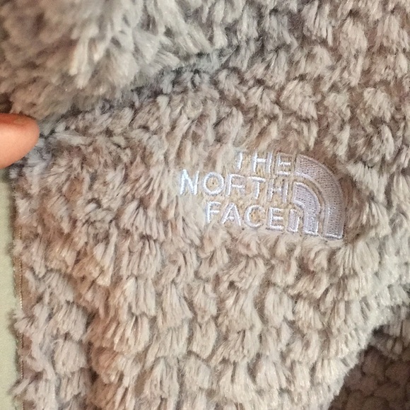 New The North Face Back to School jacket so soft! - Picture 4 of 6